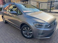 VOLKSWAGEN GOLF SV
